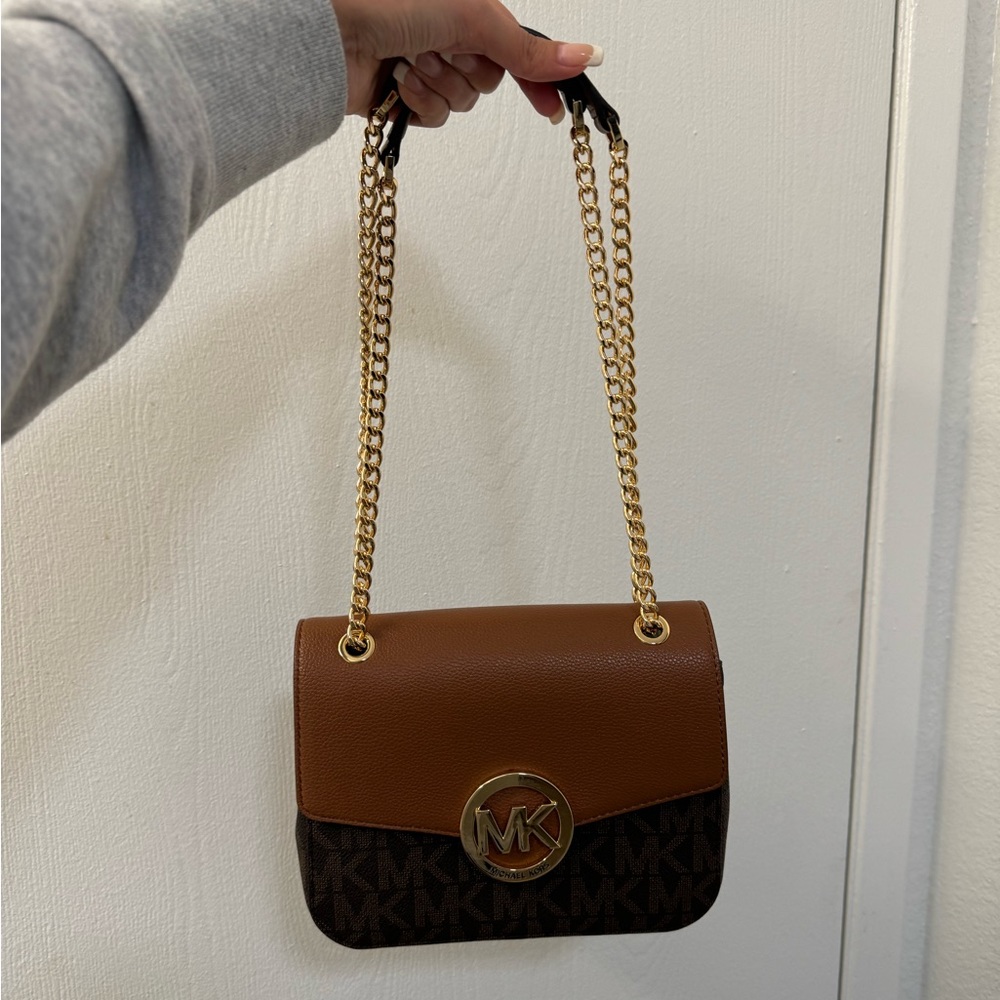 Michael Kors purse